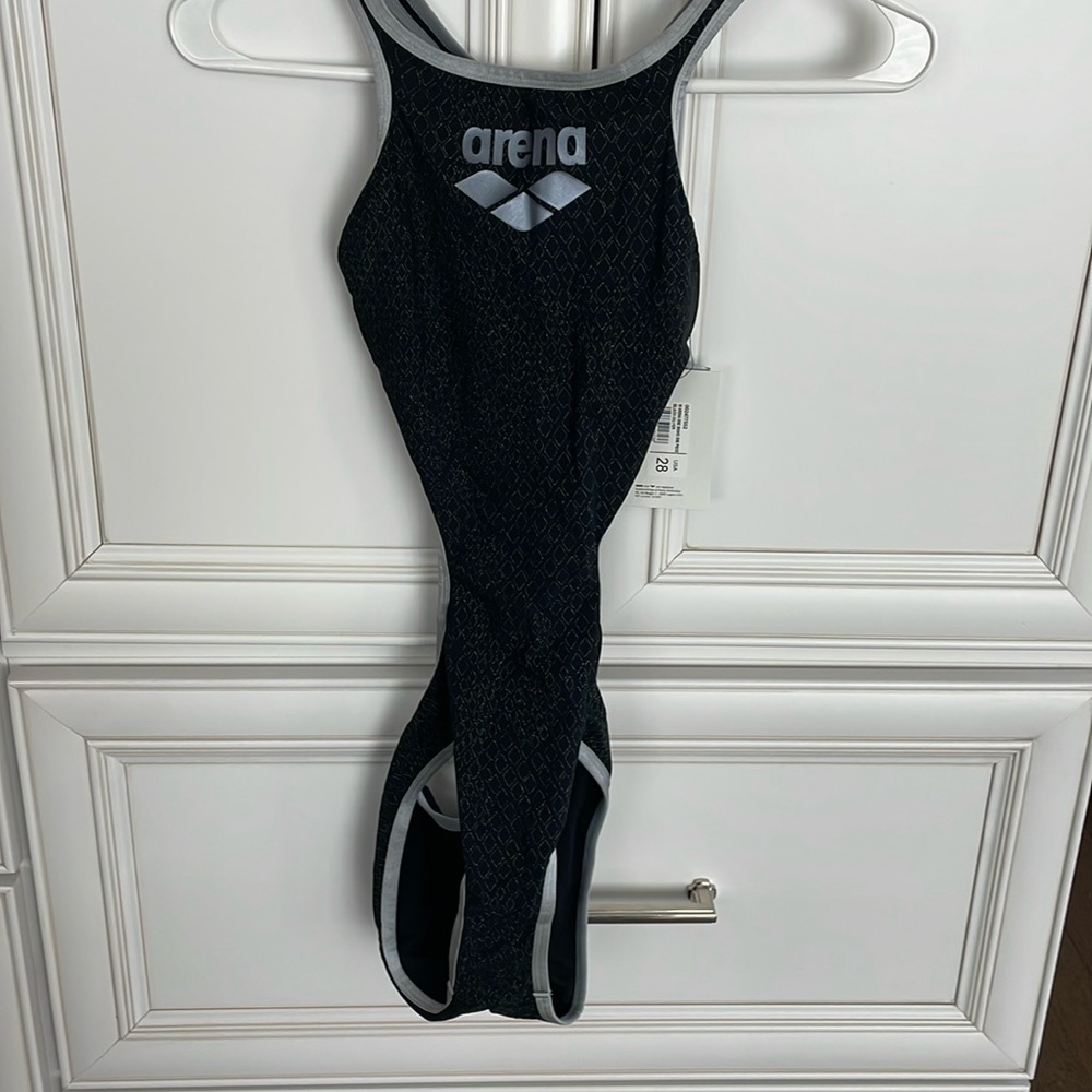 Arena, swim suit, one piece, navy size 28.